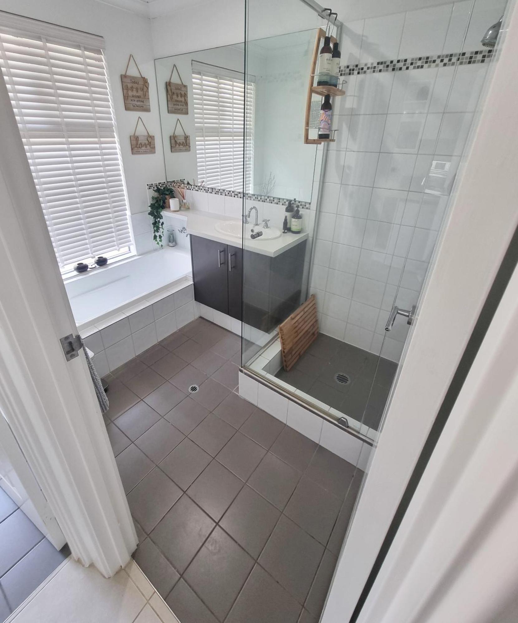 Queen Bed Apartment- No Sharing, Your Very Own Space Quinns Rocks Extérieur photo